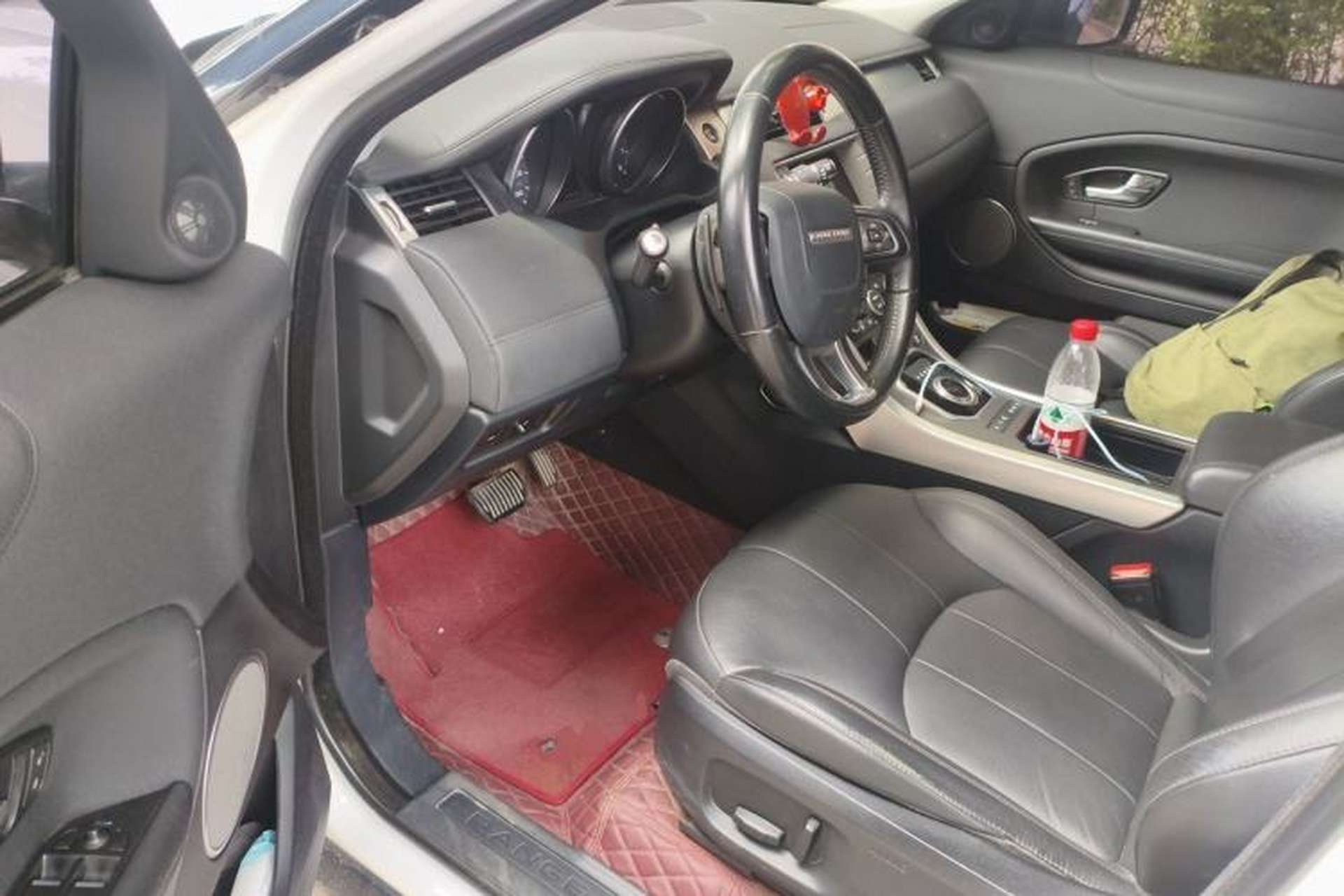 Used Land Rover Range Evoque 2018 240PS PURE Style Edition Driver Seat