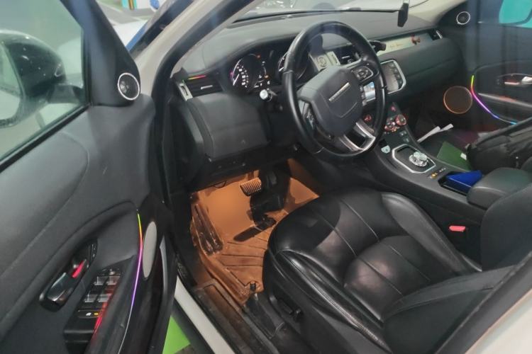 Used Land Rover Range Evoque 2018 240PS PURE Style Edition Driver Seat