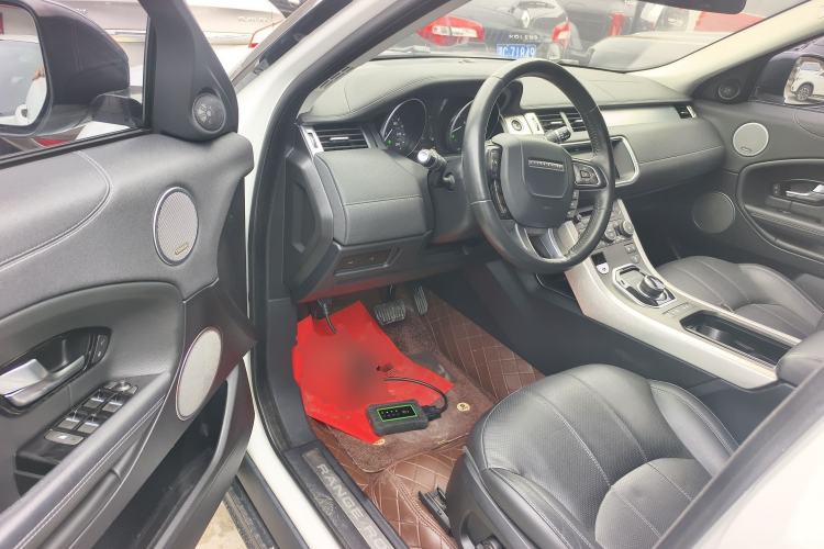 Used Land Rover Range Evoque 2018 240 PS SE DYNAMIC Smart Edition Driver Seat