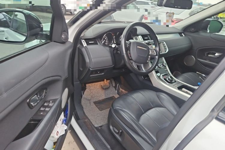 Used Land Rover Range Evoque 2018 240PS PURE Style Edition Driver Seat