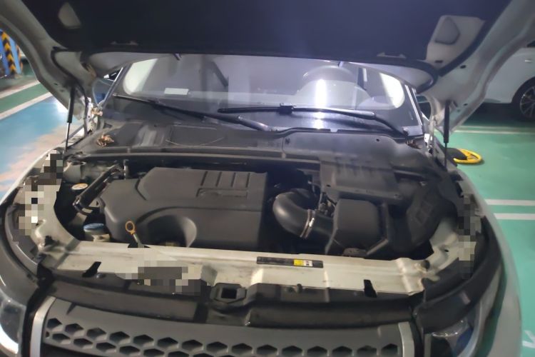 Used Land Rover Range Evoque 2018 240 PS SE Smart Brilliance Edition Engine Bay