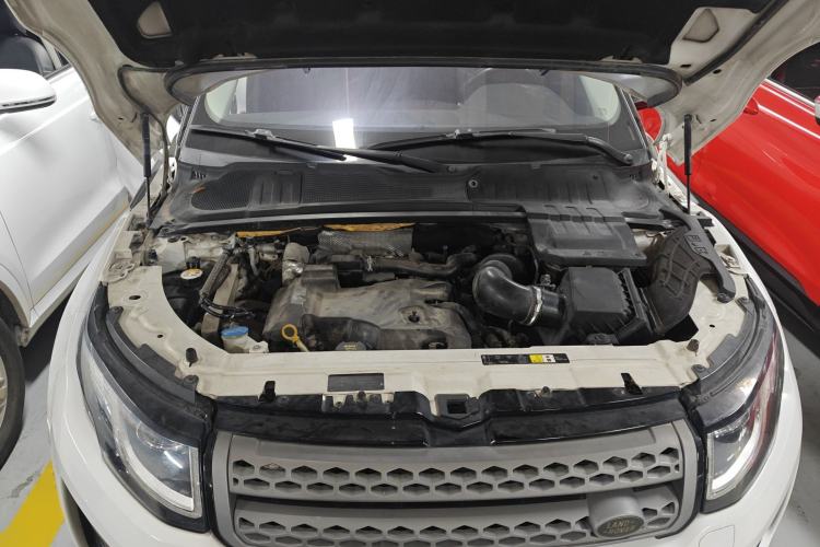 Used Land Rover Range Evoque 2018 240PS PURE Style Edition Engine Bay
