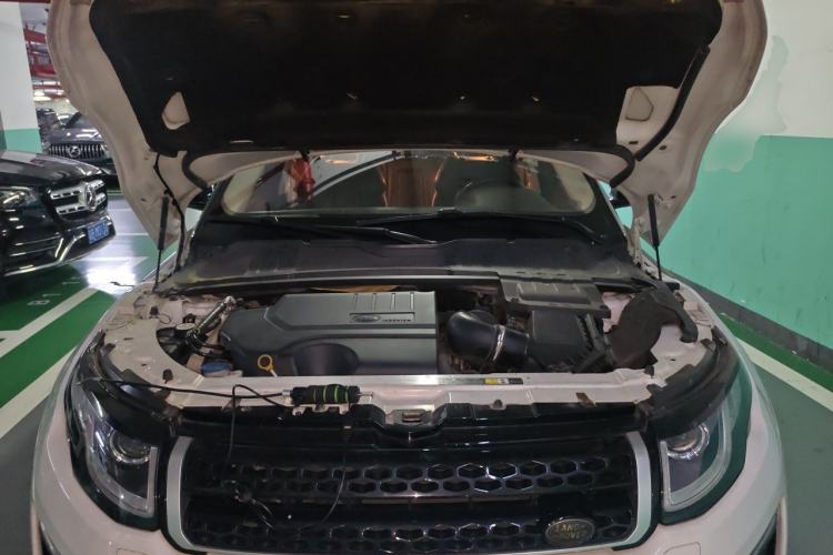 Used Land Rover Range Evoque 2018 240 PS SE DYNAMIC Smart Edition Engine Bay