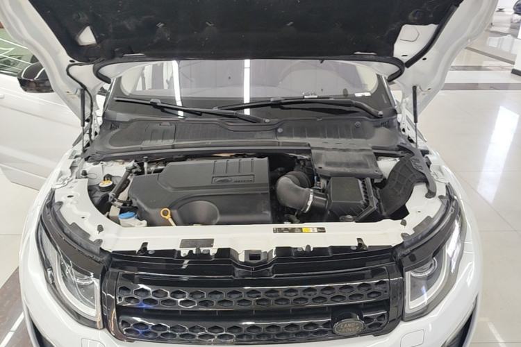 Used Land Rover Range Evoque 2018 240 PS SE DYNAMIC Smart Edition Engine Bay