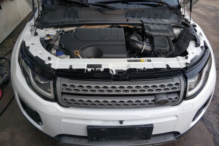 Used Land Rover Range Evoque 2018 240PS PURE Style Edition Engine Bay