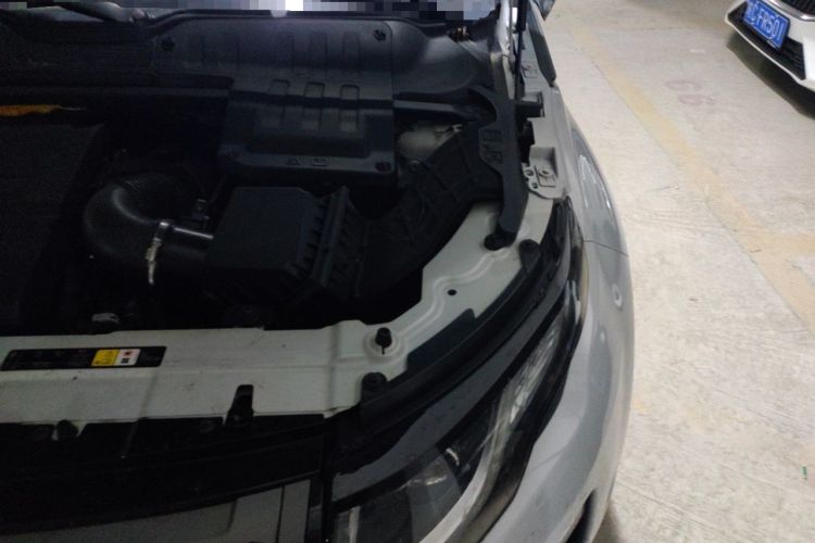 Used Land Rover Range Evoque 2018 240PS PURE Style Edition Engine Bay Left
