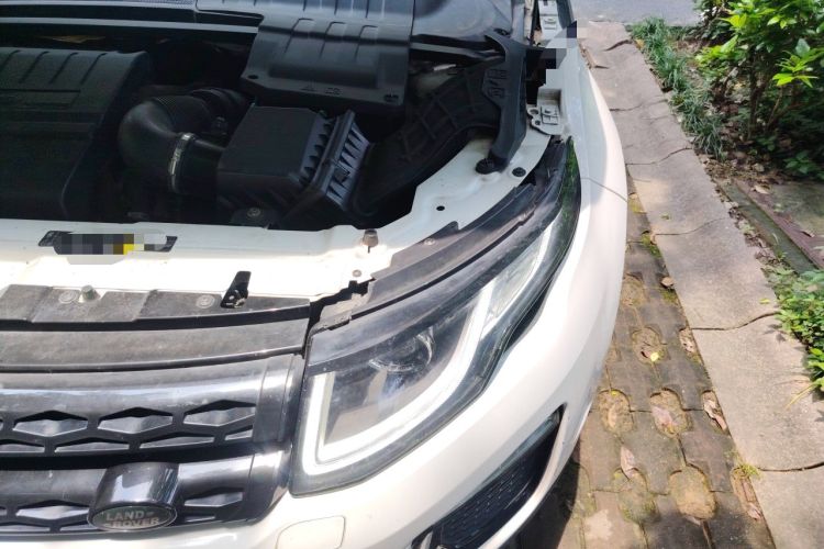 Used Land Rover Range Evoque 2018 240 PS SE Smart Brilliance Edition Engine Bay Left