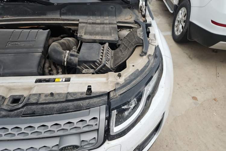 Used Land Rover Range Evoque 2018 240PS PURE Style Edition Engine Bay Left