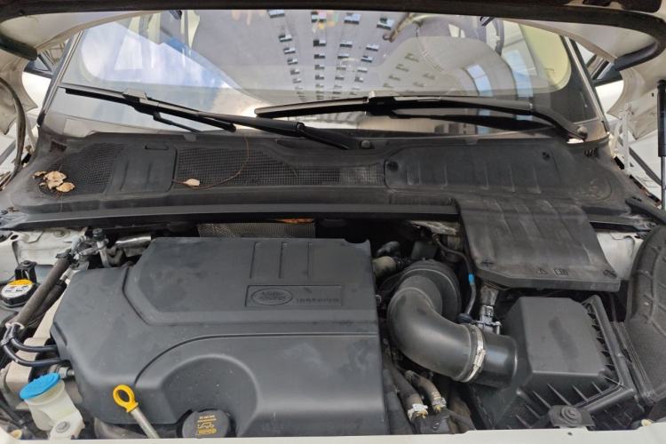 Used Land Rover Range Evoque 2018 240PS PURE Style Edition Engine Bay