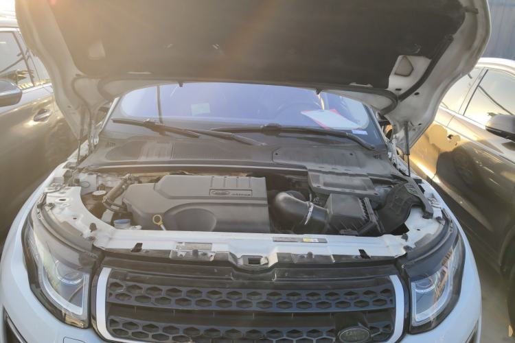 Used Land Rover Range Evoque 2018 240 PS SE DYNAMIC Smart Edition Engine Bay