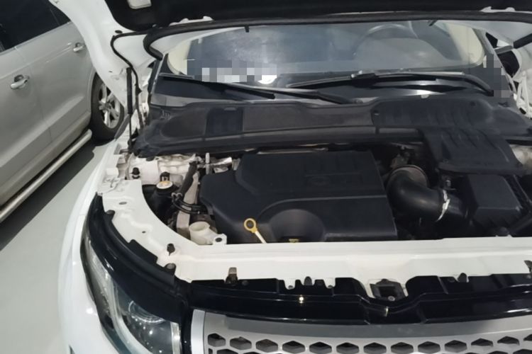 Used Land Rover Range Evoque 2018 240 PS SE Smart Brilliance Edition Engine Bay Right