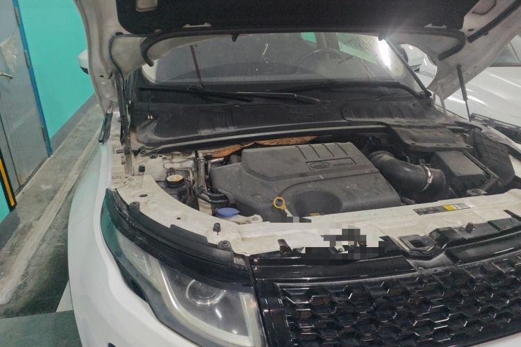 Used Land Rover Range Evoque 2018 240PS PURE Style Edition Engine Bay Right