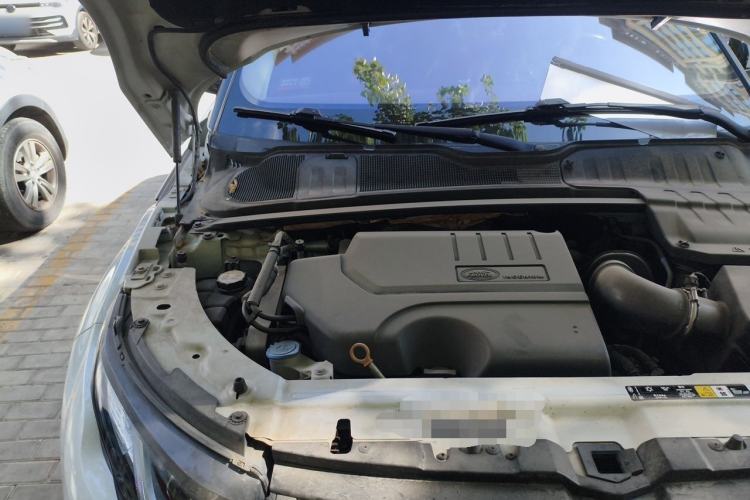 Used Land Rover Range Evoque 2018 200PS PURE New Fashion Edition Engine Bay Right