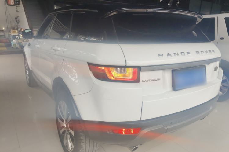 Used Land Rover Range Evoque 2018 240 PS SE Smart Brilliance Edition Exterior 2