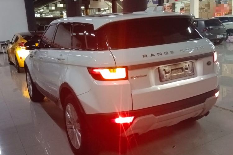 Used Land Rover Range Evoque 2018 240 PS SE Smart Brilliance Edition Exterior 2