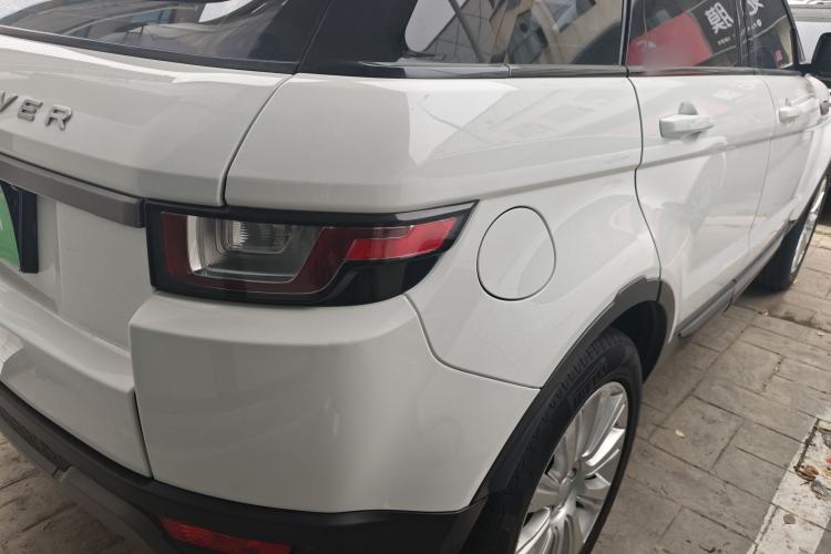 Used Land Rover Range Evoque 2018 240 PS SE Smart Brilliance Edition Exterior 3