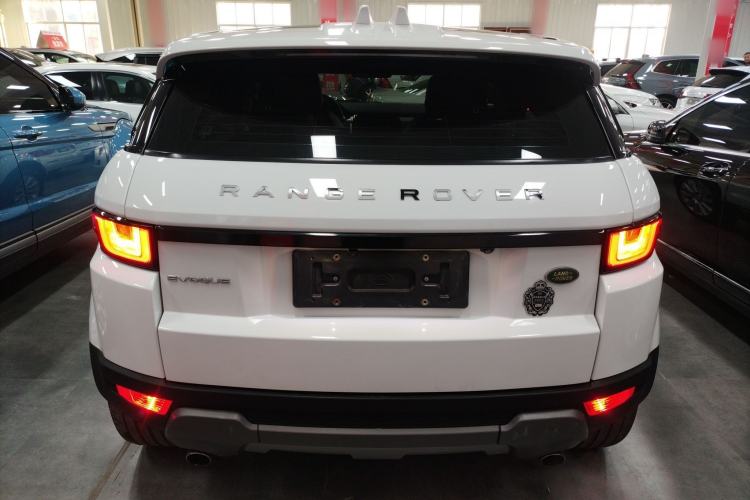 Used Land Rover Range Evoque 2018 240 PS SE Smart Brilliance Edition Exterior 4