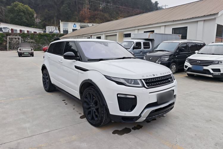 Used Land Rover Range Evoque 2018 240 PS SE DYNAMIC Smart Edition Exterior 4