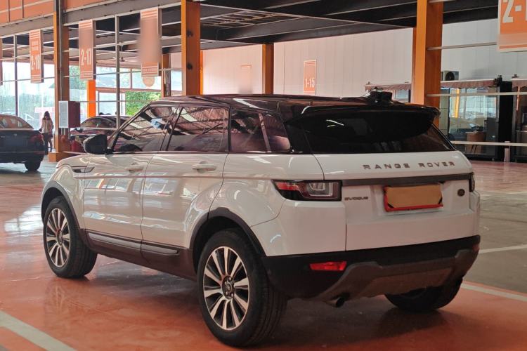 Used Land Rover Range Evoque 2018 240 PS SE Smart Brilliance Edition Exterior 5