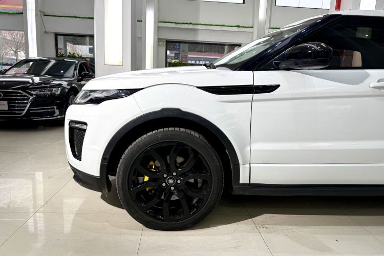Used Land Rover Range Evoque 2018 240 PS SE DYNAMIC Smart Edition Exterior 6