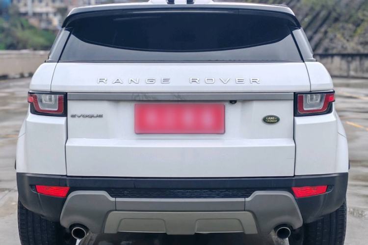 Used Land Rover Range Evoque 2018 240 PS SE Smart Brilliance Edition Exterior 6