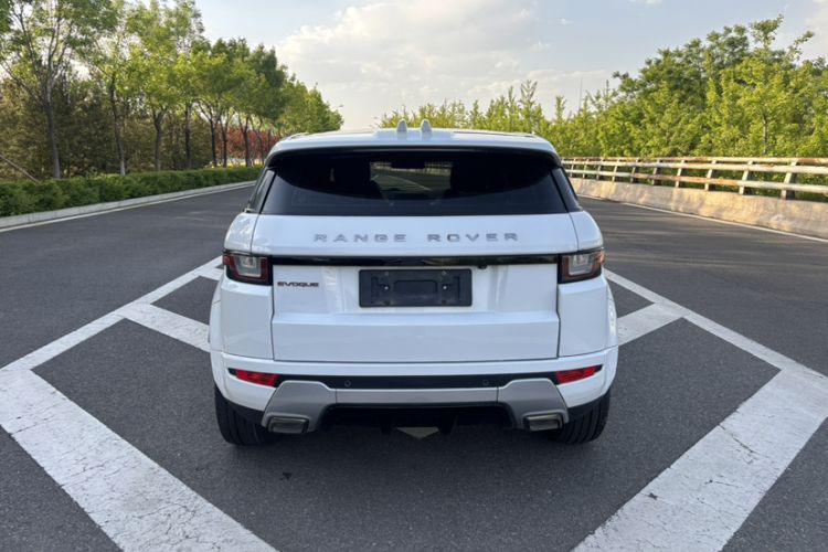 Used Land Rover Range Evoque 2018 240 PS SE DYNAMIC Smart Edition Exterior 6
