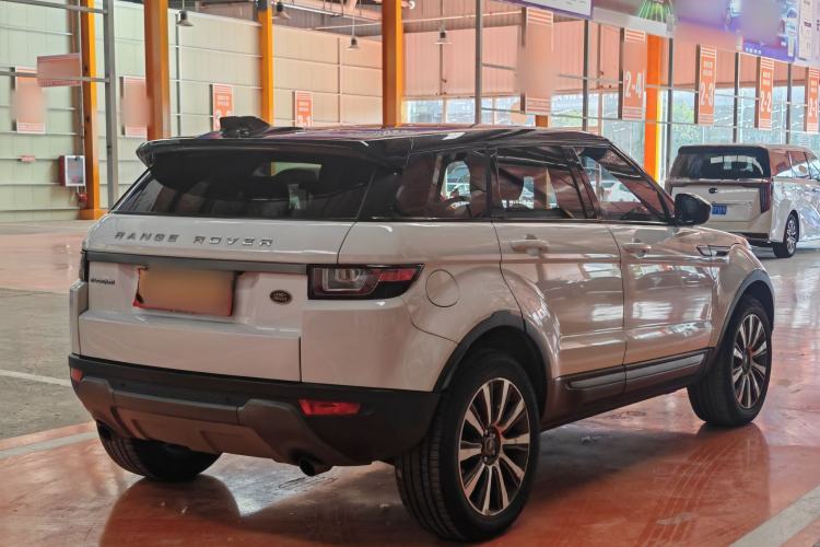 Used Land Rover Range Evoque 2018 240 PS SE Smart Brilliance Edition Exterior 7