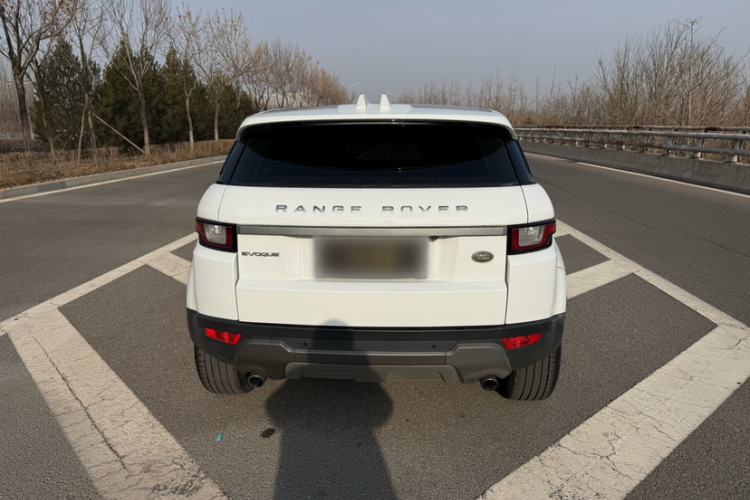 Used Land Rover Range Evoque 2018 240 PS SE Smart Brilliance Edition Exterior 7