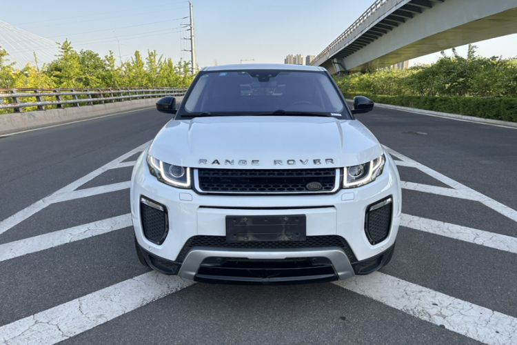 Used Land Rover Range Evoque 2018 240 PS SE DYNAMIC Smart Edition Exterior 7