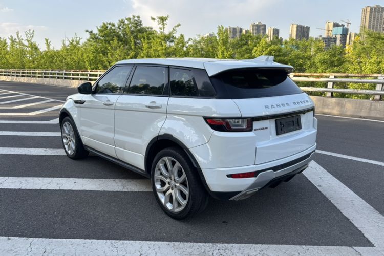 Used Land Rover Range Evoque 2018 240 PS SE DYNAMIC Smart Edition Exterior 8