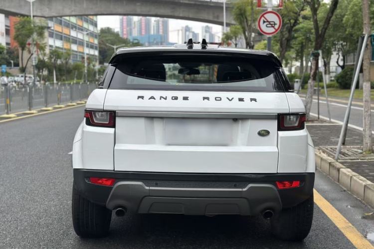 Used Land Rover Range Evoque 2018 240 PS SE Smart Brilliance Edition Exterior 9