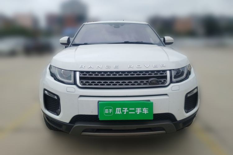 Used Land Rover Range Evoque 2018 240 PS SE Smart Brilliance Edition Front