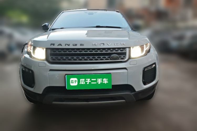 Used Land Rover Range Evoque 2018 240 PS SE Smart Brilliance Edition Front