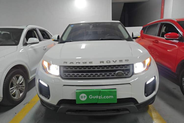 Used Land Rover Range Evoque 2018 240PS PURE Style Edition Front