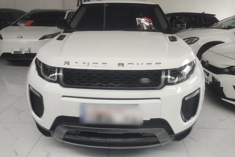 Used Land Rover Range Evoque 2018 240 PS HSE DYNAMIC All-Wheel Drive Edition Front