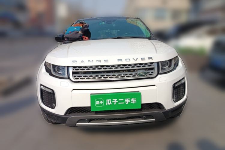 Used Land Rover Range Evoque 2018 240 PS SE Smart Brilliance Edition Front