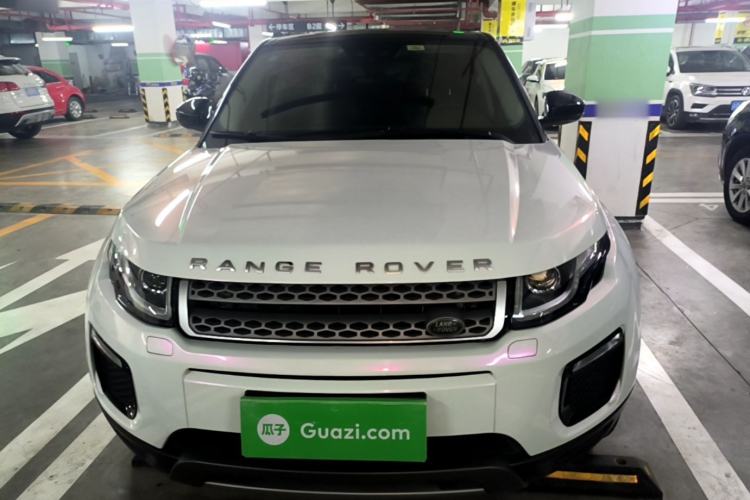 Used Land Rover Range Evoque 2018 240 PS SE Smart Brilliance Edition Front