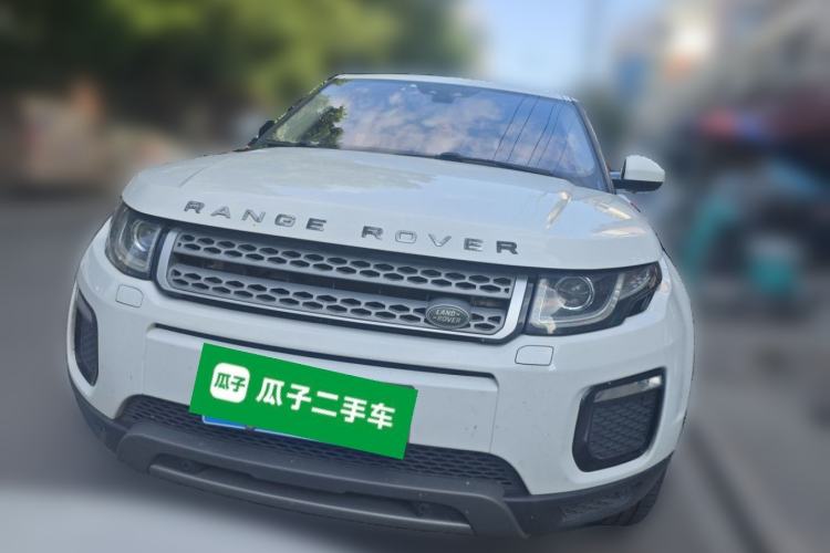 Used Land Rover Range Evoque 2018 240 PS SE Smart Brilliance Edition Front