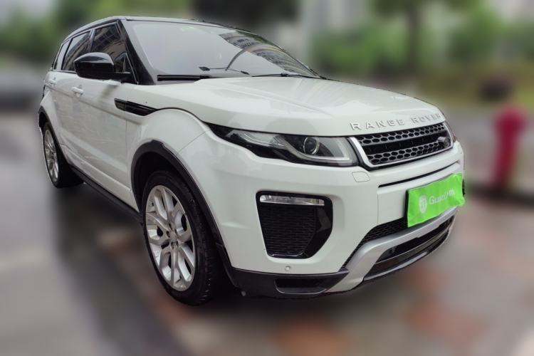 Used Land Rover Range Evoque 2018 240 PS SE DYNAMIC Smart Edition Front Right 45 Deg