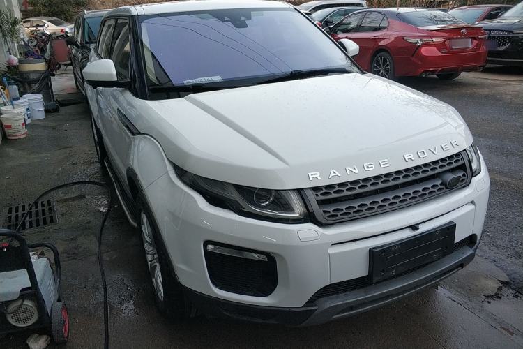 Used Land Rover Range Evoque 2018 240PS PURE Style Edition Front Right 45 Deg