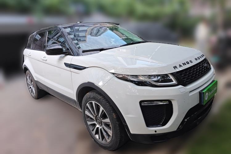 Used Land Rover Range Evoque 2018 240 PS SE Smart Brilliance Edition Front Right 45 Deg