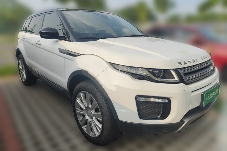 Used Land Rover Range Evoque 2018 240PS PURE Style Edition Front Right 45 Deg