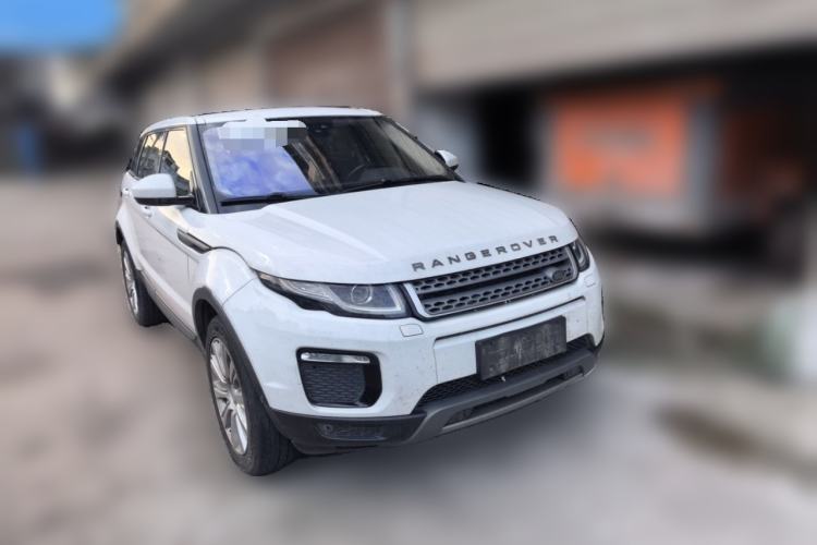 Used Land Rover Range Evoque 2018 240 PS SE Smart Brilliance Edition Front Right 45 Deg