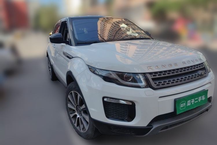 Used Land Rover Range Evoque 2018 240PS PURE Style Edition Front Right 45 Deg