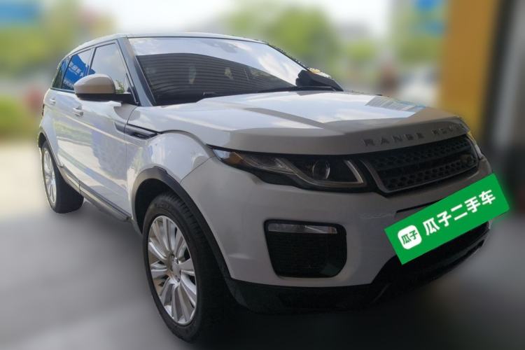 Used Land Rover Range Evoque 2018 240 PS SE Smart Brilliance Edition Front Right 45 Deg
