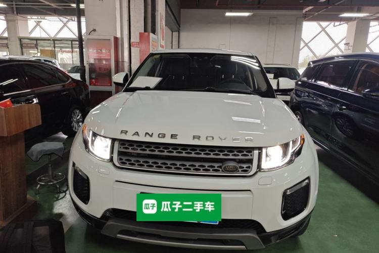 Used Land Rover Range Evoque 2018 240 PS SE Smart Brilliance Edition Front