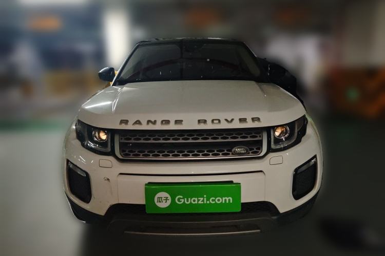 Used Land Rover Range Evoque 2018 240 PS SE Smart Brilliance Edition Front