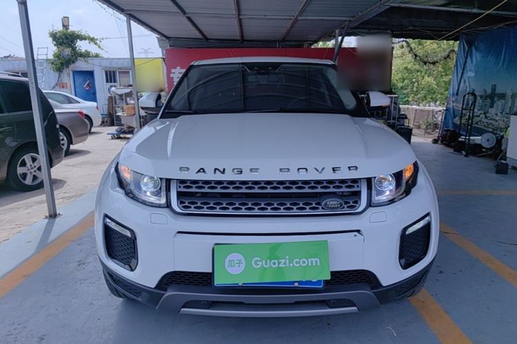 Used Land Rover Range Evoque 2018 240 PS SE Smart Brilliance Edition Front
