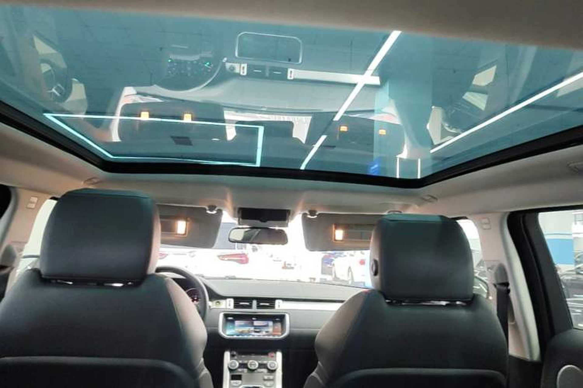 Used Land Rover Range Evoque 2018 240 PS SE DYNAMIC Smart Edition Headliner