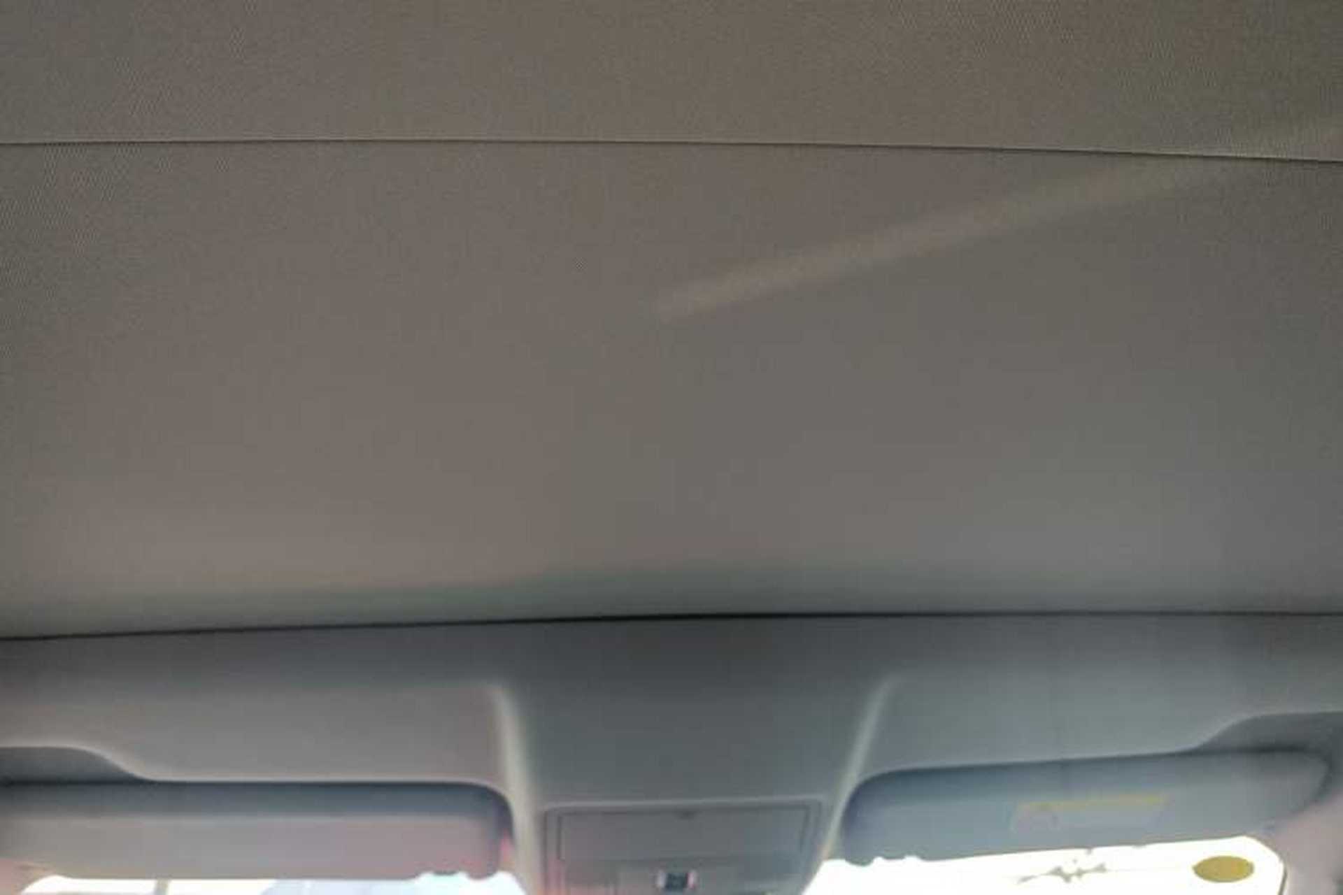 Used Land Rover Range Evoque 2018 240 PS SE Smart Brilliance Edition Headliner